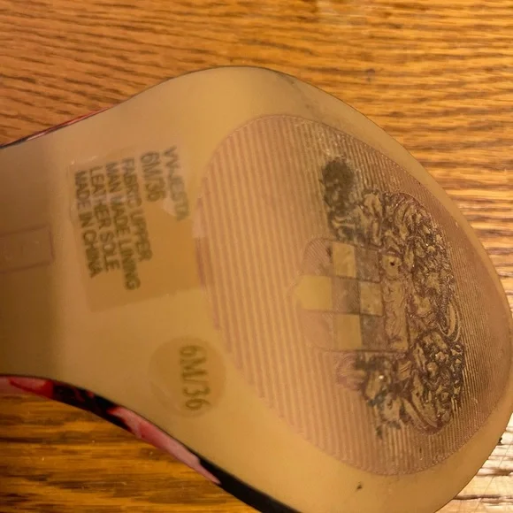 Vince Camuto high heels - Picture 6 of 7